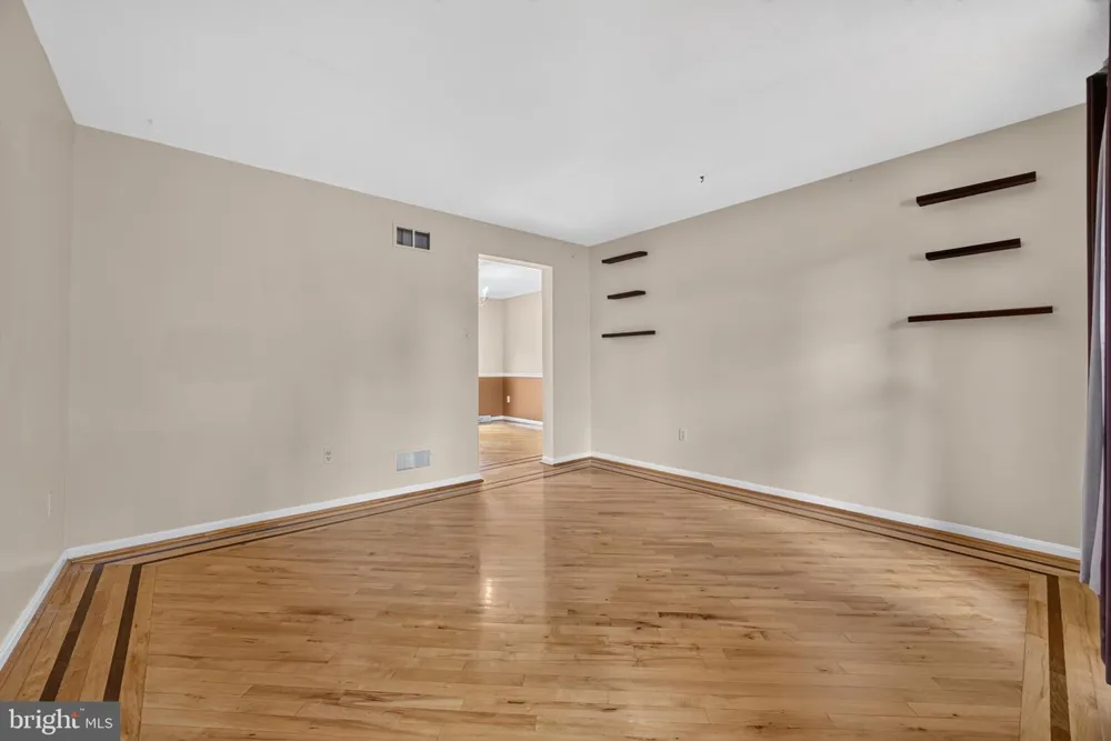 858 MARGO COURT Eldersburg, MD 21784