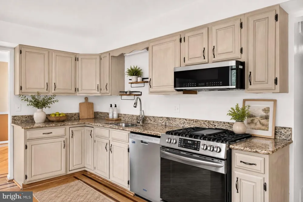 858 MARGO COURT Eldersburg, MD 21784