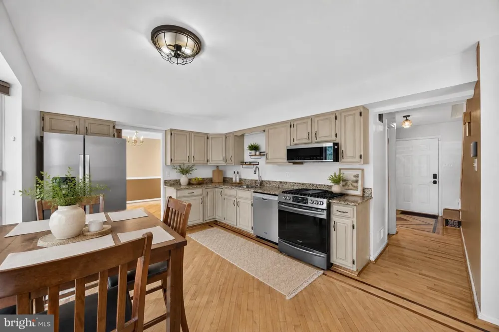 858 MARGO COURT Eldersburg, MD 21784