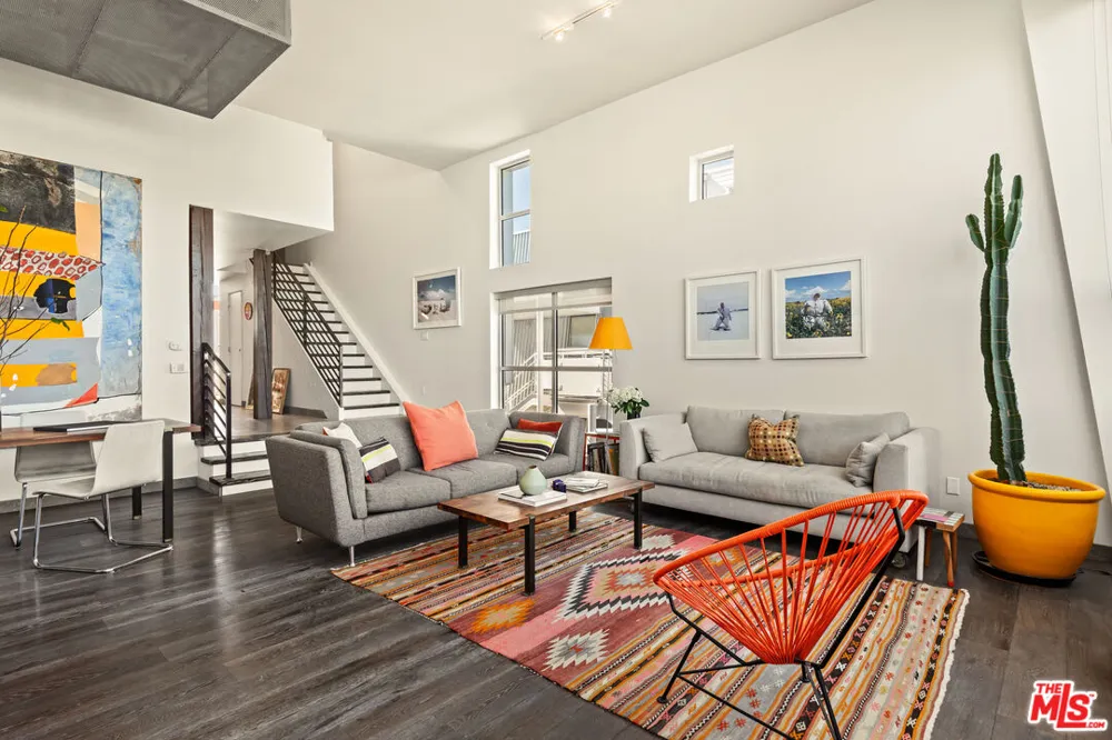 615 Hampton Drive Venice, CA 90291
