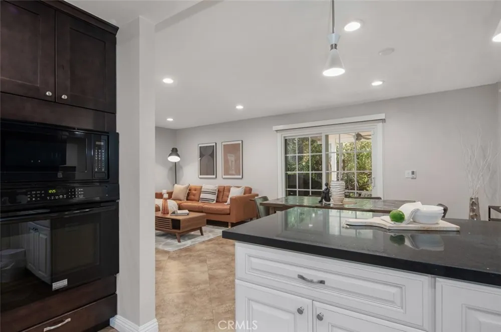 24762 Glenwood Drive Lake Forest, CA 92630