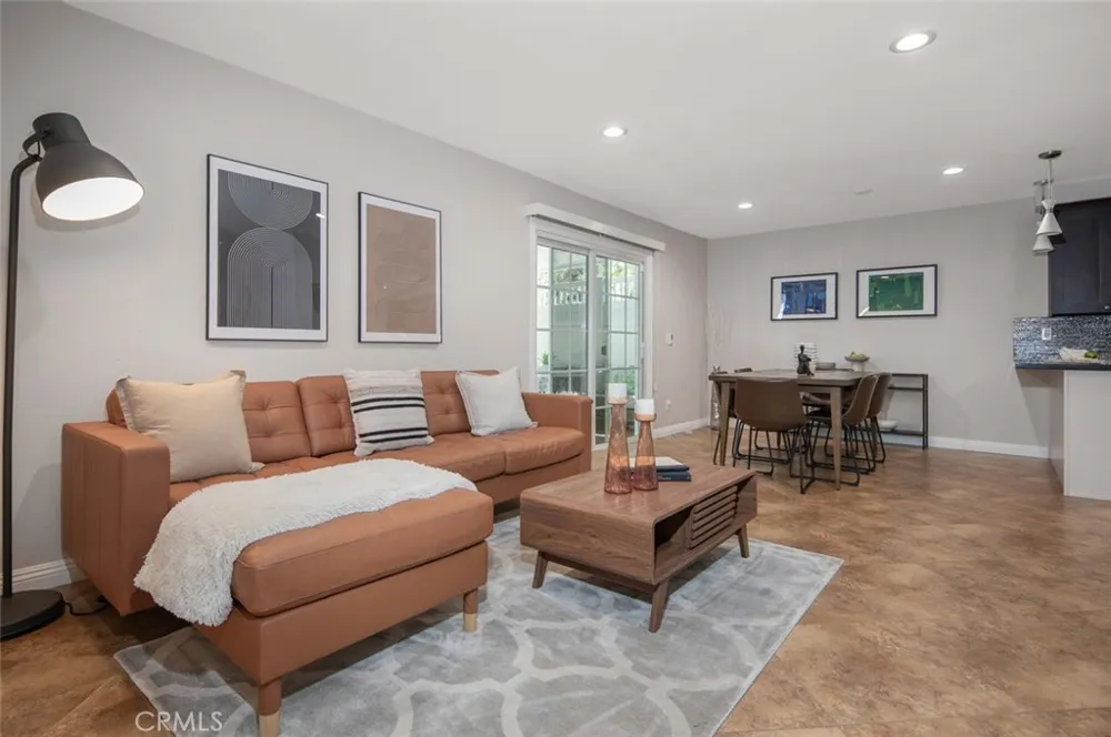 24762 Glenwood Drive Lake Forest, CA 92630