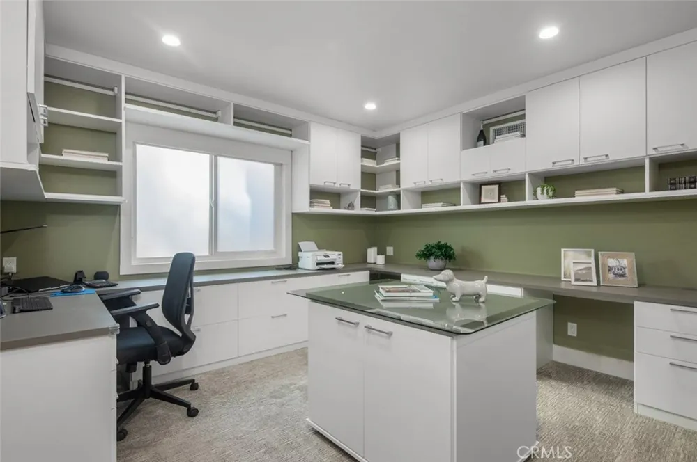 24762 Glenwood Drive Lake Forest, CA 92630