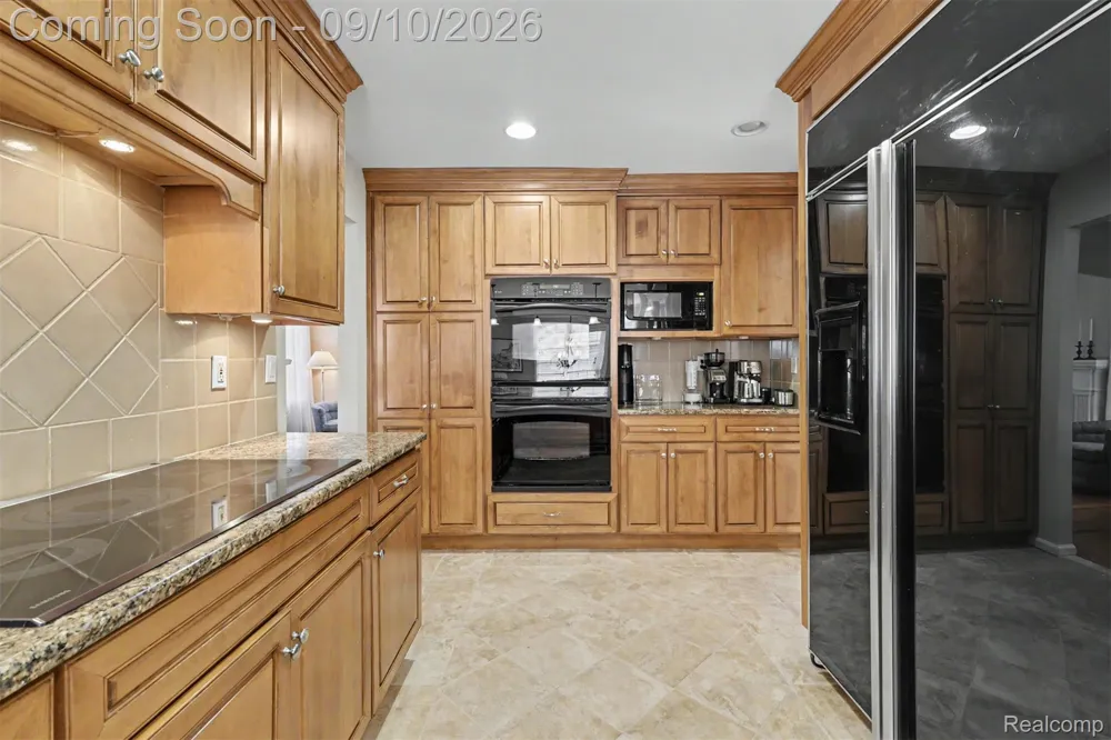 711 York Street Dearborn City, MI 48128