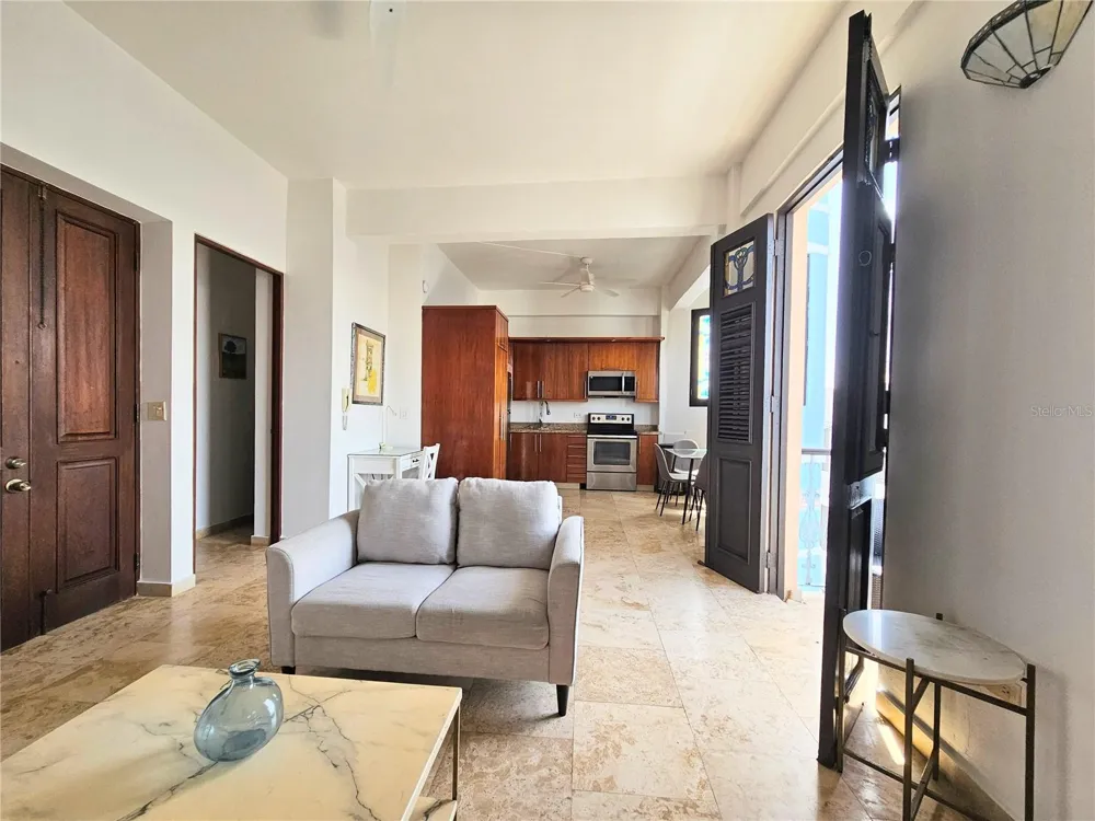 311 CALLE DE LA LUNA #3A San Juan, PR 00901