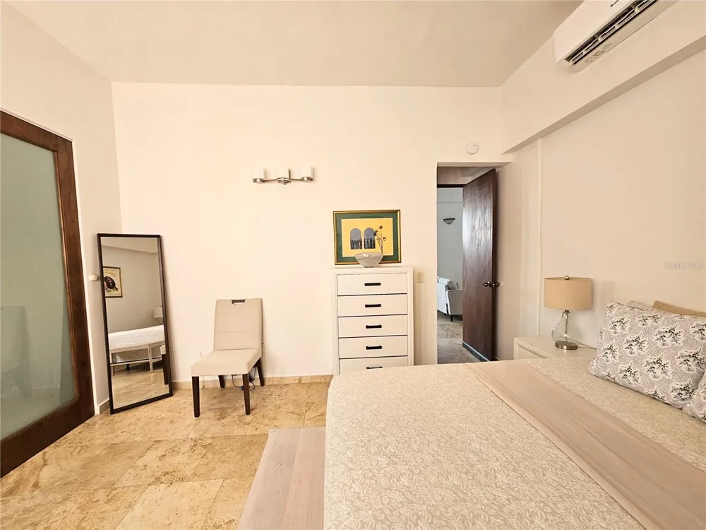 311 CALLE DE LA LUNA #3A San Juan, PR 00901