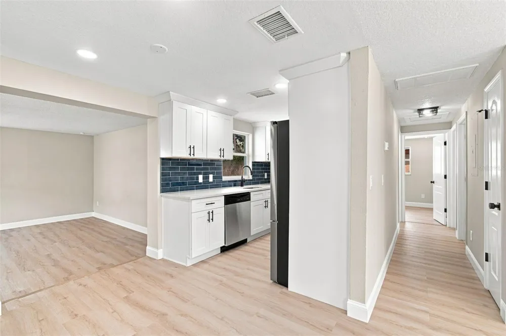 4606 ASHLAND DRIVE Tampa, FL 33610