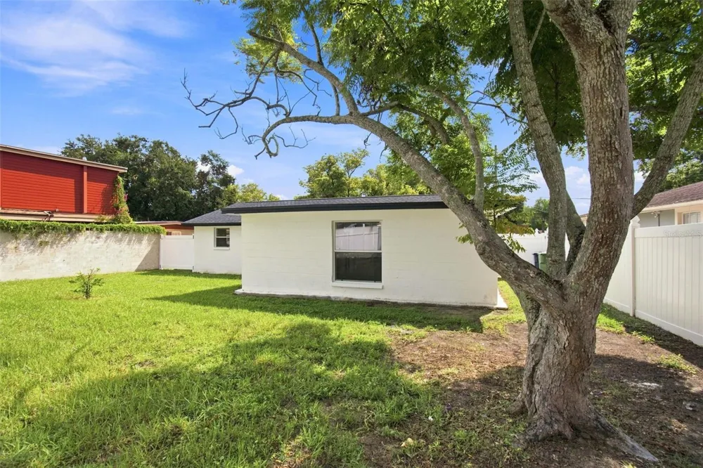 4606 ASHLAND DRIVE Tampa, FL 33610