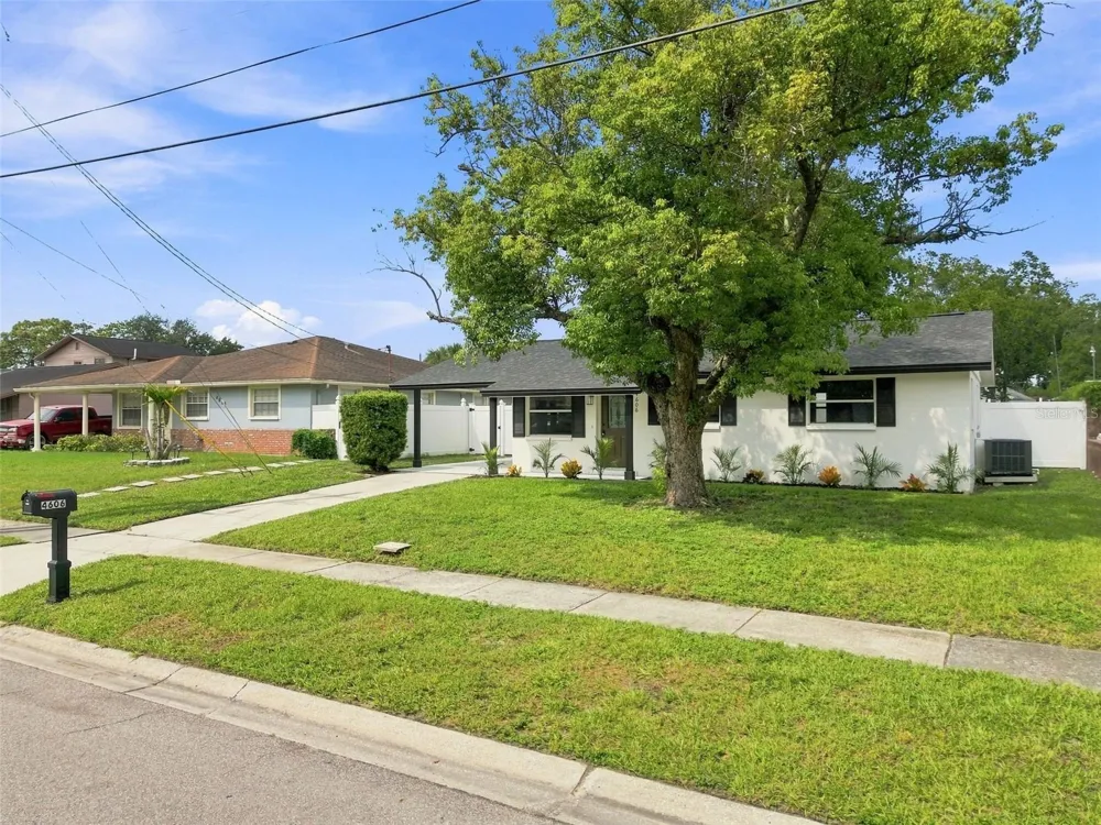 4606 ASHLAND DRIVE Tampa, FL 33610