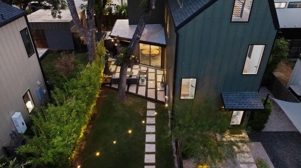 625 Tillery Street #B Austin, TX 78702