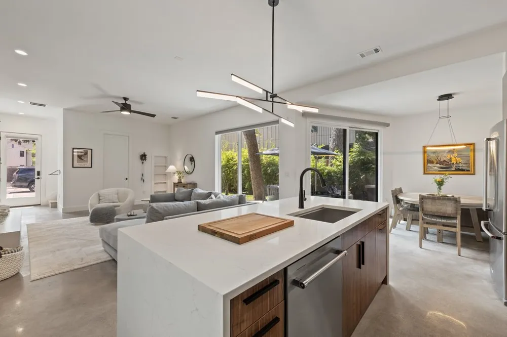 625 Tillery Street #B Austin, TX 78702