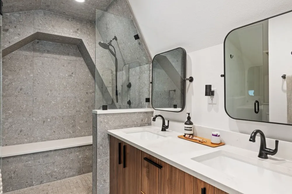 625 Tillery Street #B Austin, TX 78702