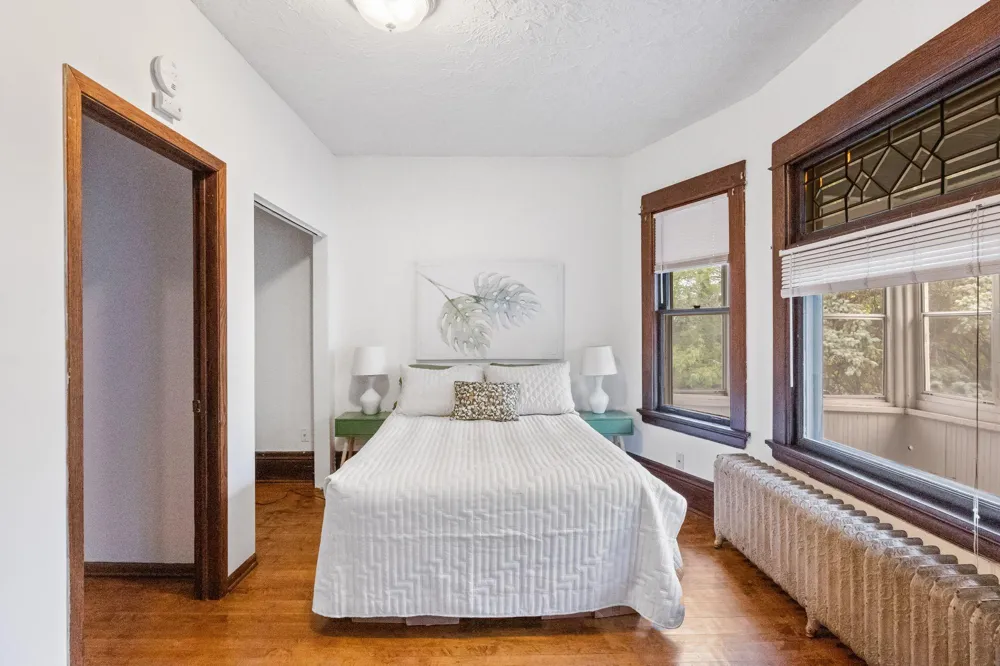1075 Burr Street Saint Paul, MN 55130
