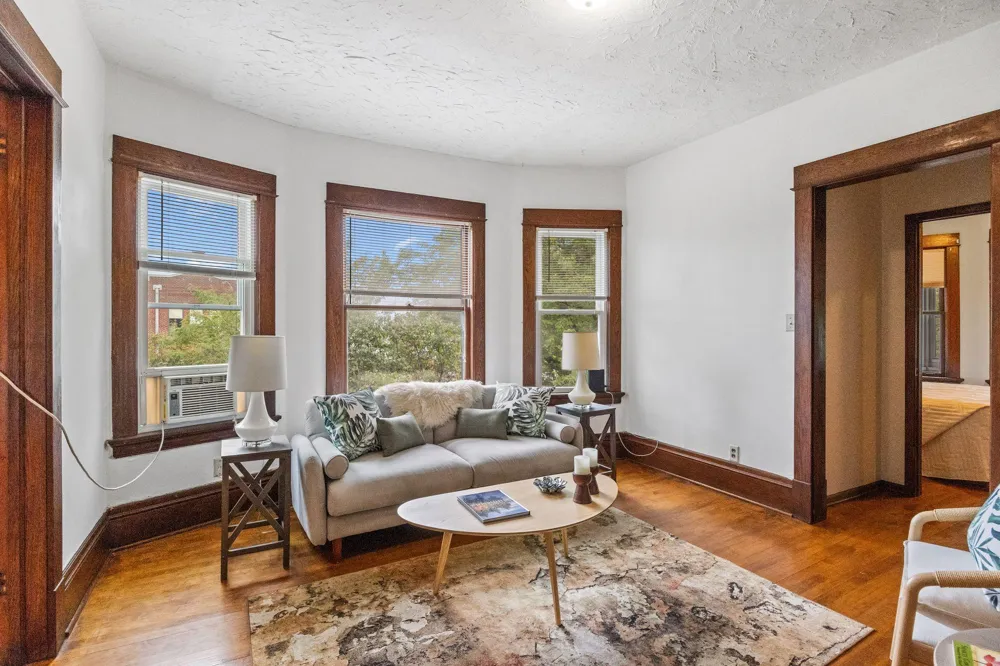 1075 Burr Street Saint Paul, MN 55130