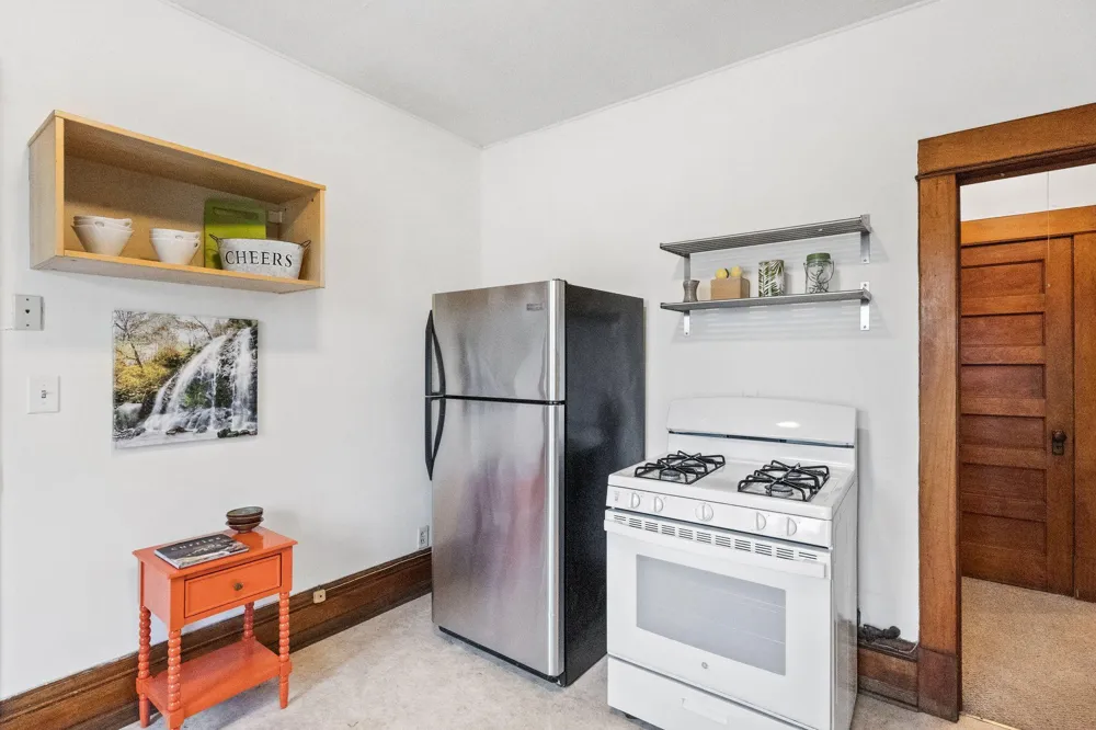 1075 Burr Street Saint Paul, MN 55130