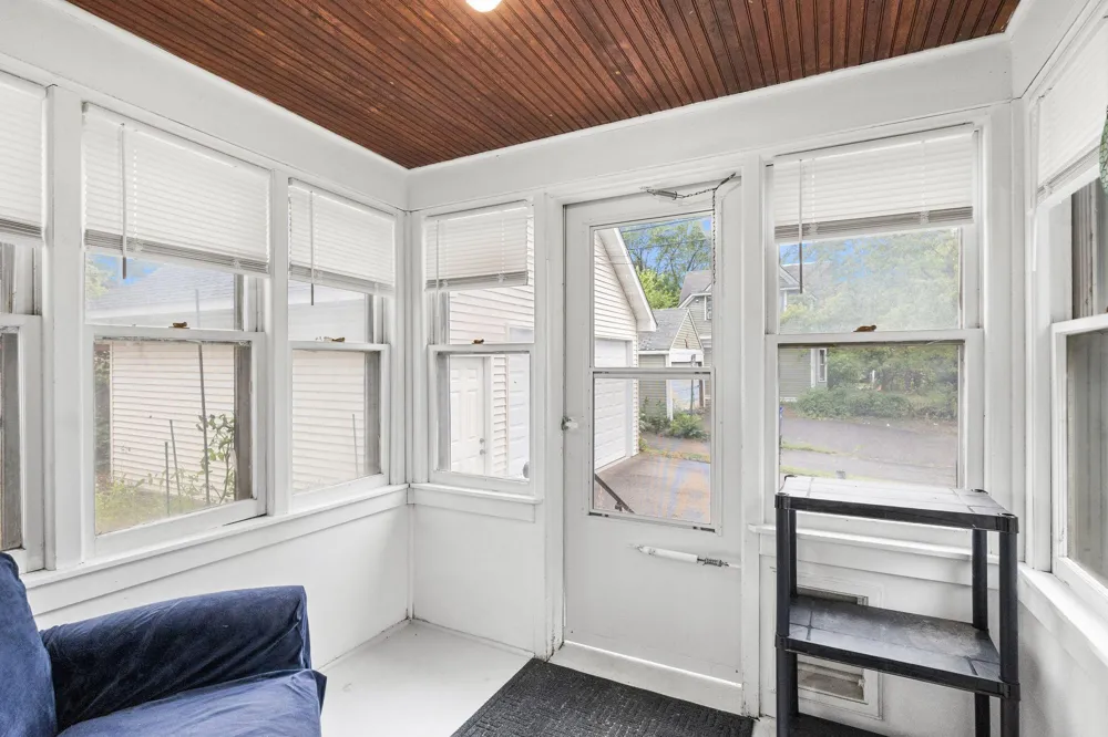 1075 Burr Street Saint Paul, MN 55130