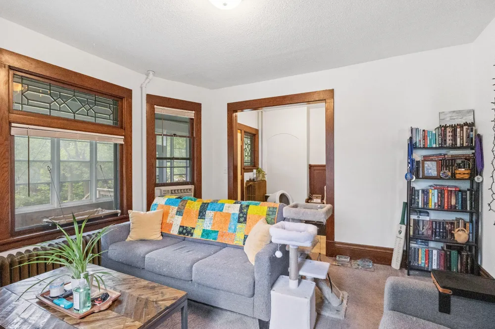 1075 Burr Street Saint Paul, MN 55130
