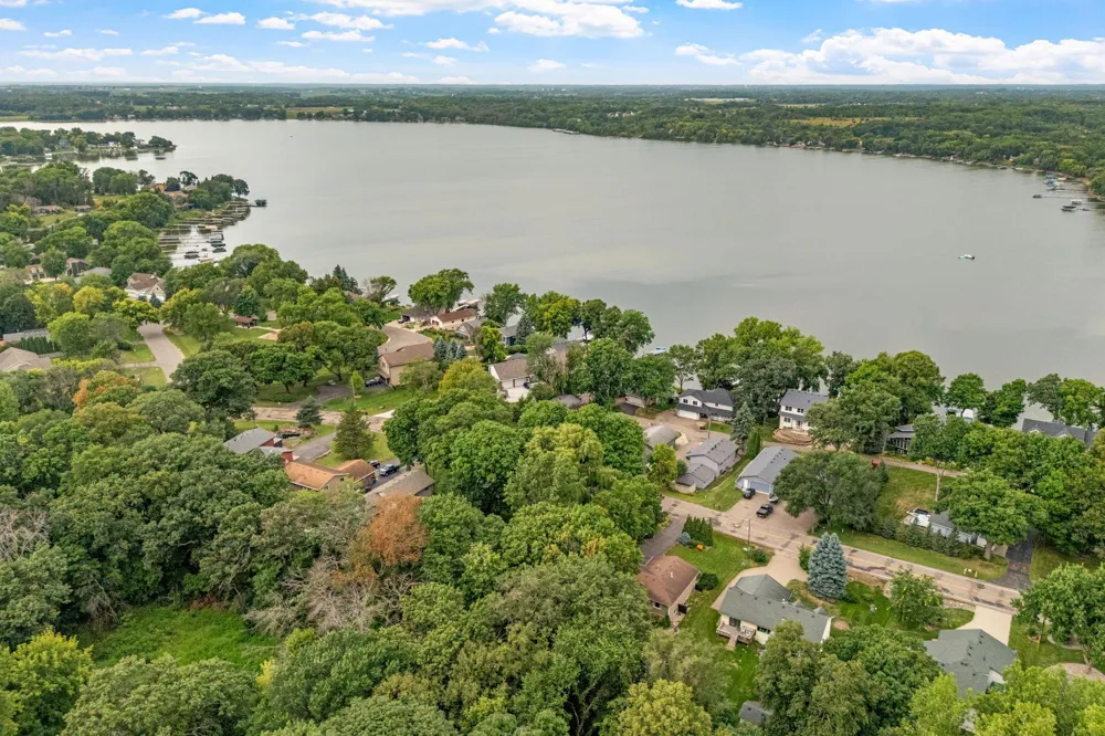 17411 Sunset Trail SW Prior Lake, MN 55372