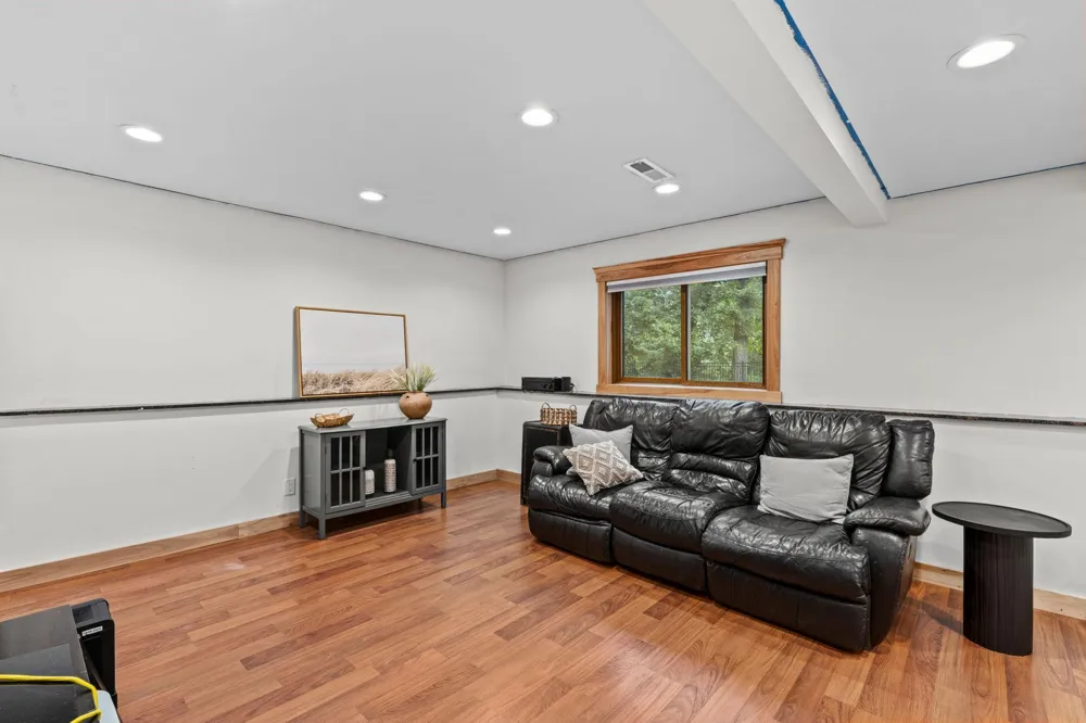 17411 Sunset Trail SW Prior Lake, MN 55372