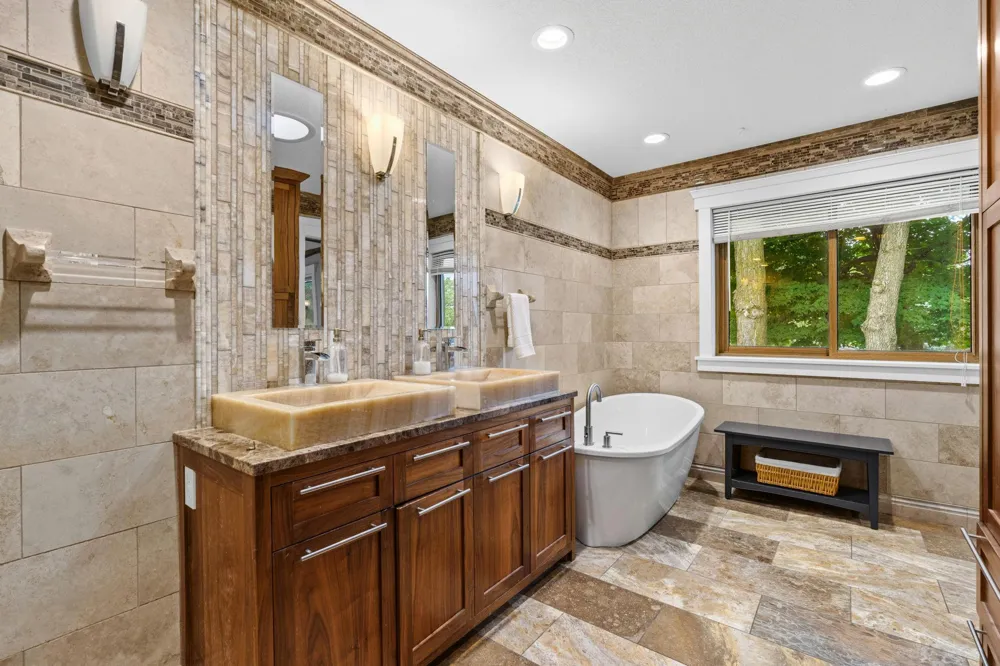 17411 Sunset Trail SW Prior Lake, MN 55372