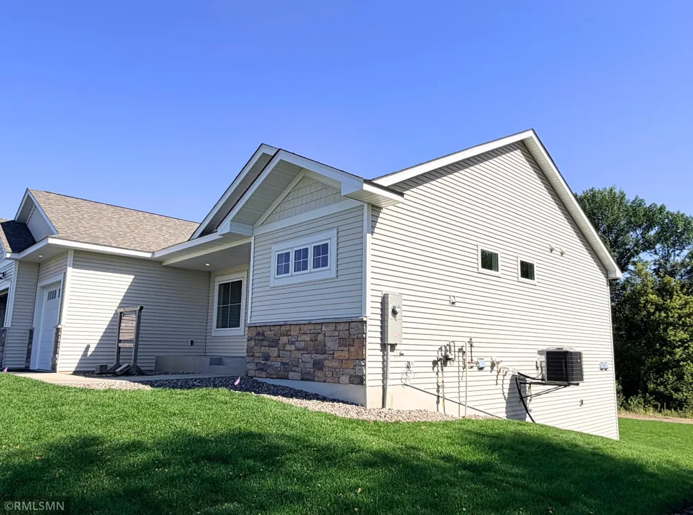 7412 Ohland Avenue NE Otsego, MN 55330