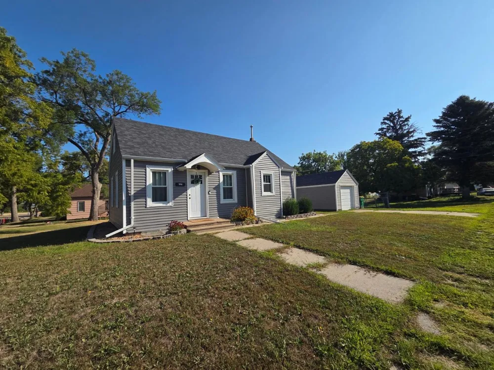 206 1st Street NE Lidgerwood, ND 58053