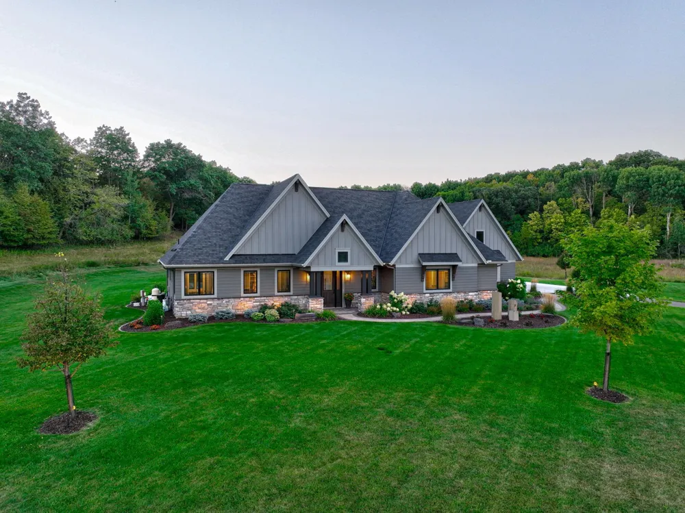 5580 Oakridge Trail S Afton, MN 55001