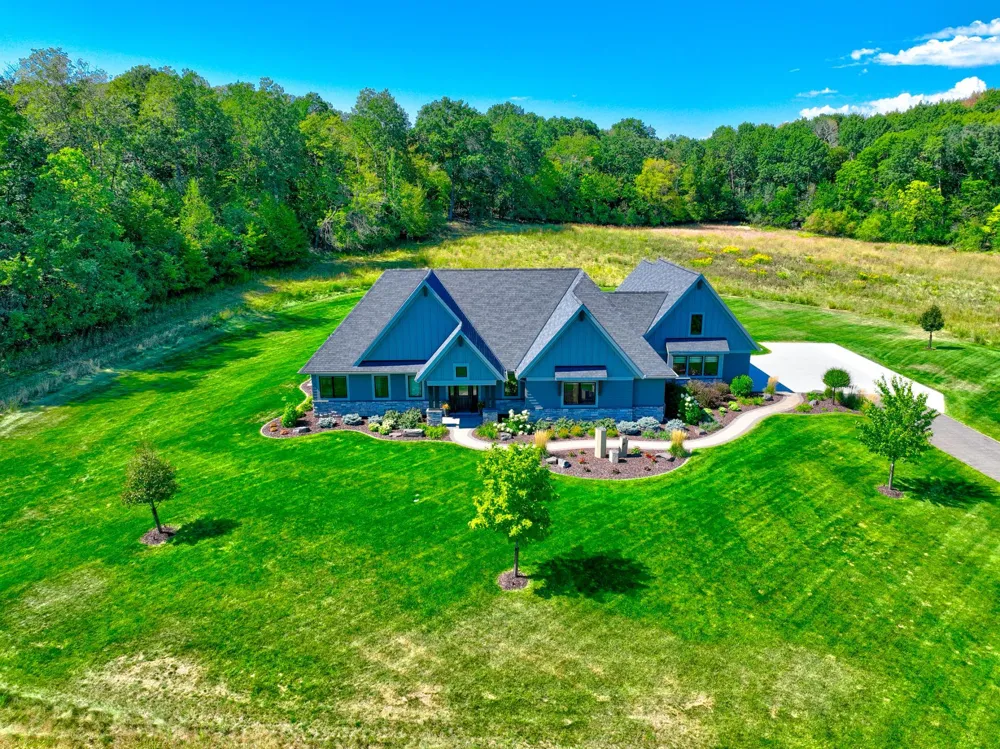 5580 Oakridge Trail S Afton, MN 55001