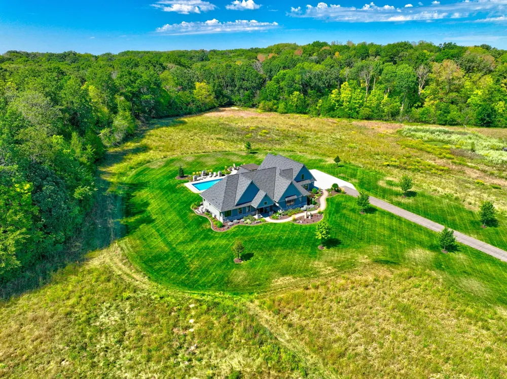 5580 Oakridge Trail S Afton, MN 55001