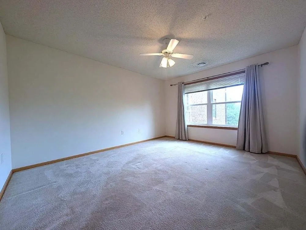2231 Penn Place #213 North Saint Paul, MN 55109