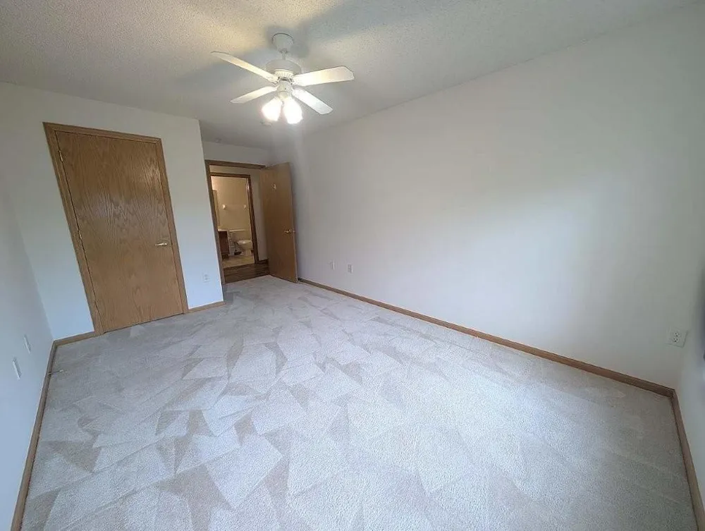 2231 Penn Place #213 North Saint Paul, MN 55109