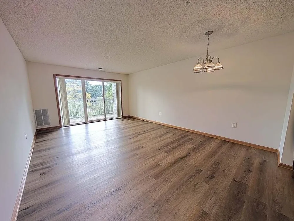 2231 Penn Place #213 North Saint Paul, MN 55109