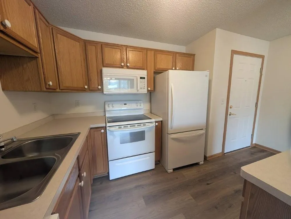 2231 Penn Place #213 North Saint Paul, MN 55109
