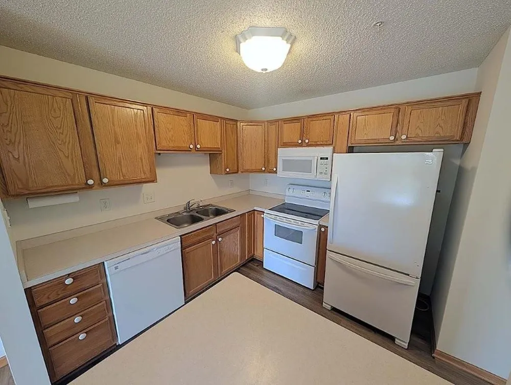 2231 Penn Place #213 North Saint Paul, MN 55109