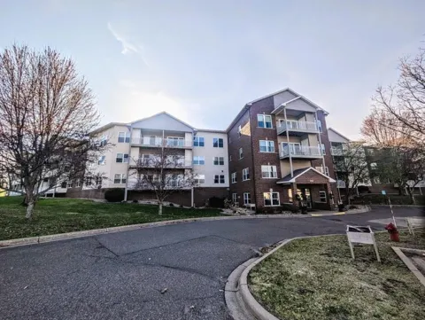 2231 Penn Place #213