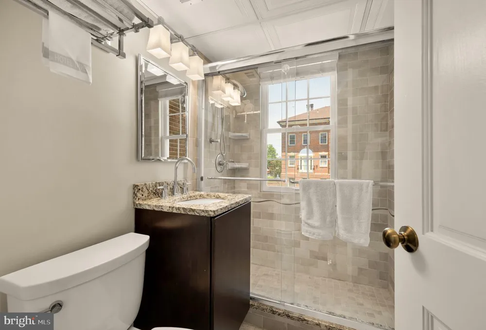 1115 PITT STREET #2B Alexandria, VA 22314