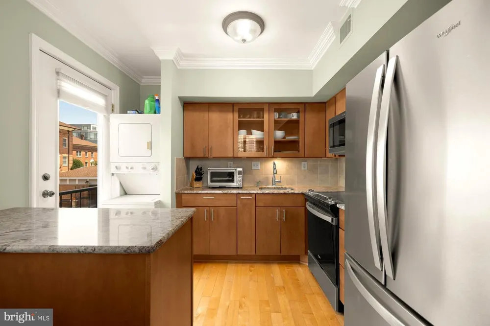 1115 PITT STREET #2B Alexandria, VA 22314