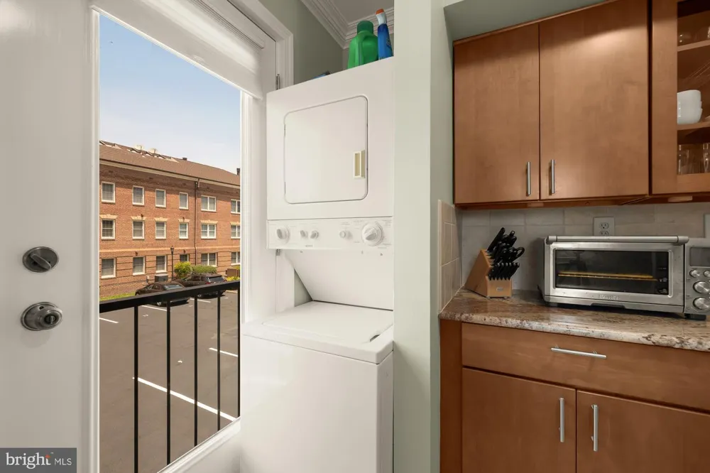 1115 PITT STREET #2B Alexandria, VA 22314