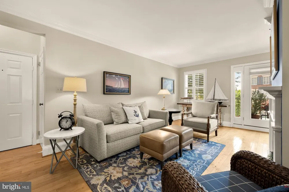 1115 PITT STREET #2B Alexandria, VA 22314