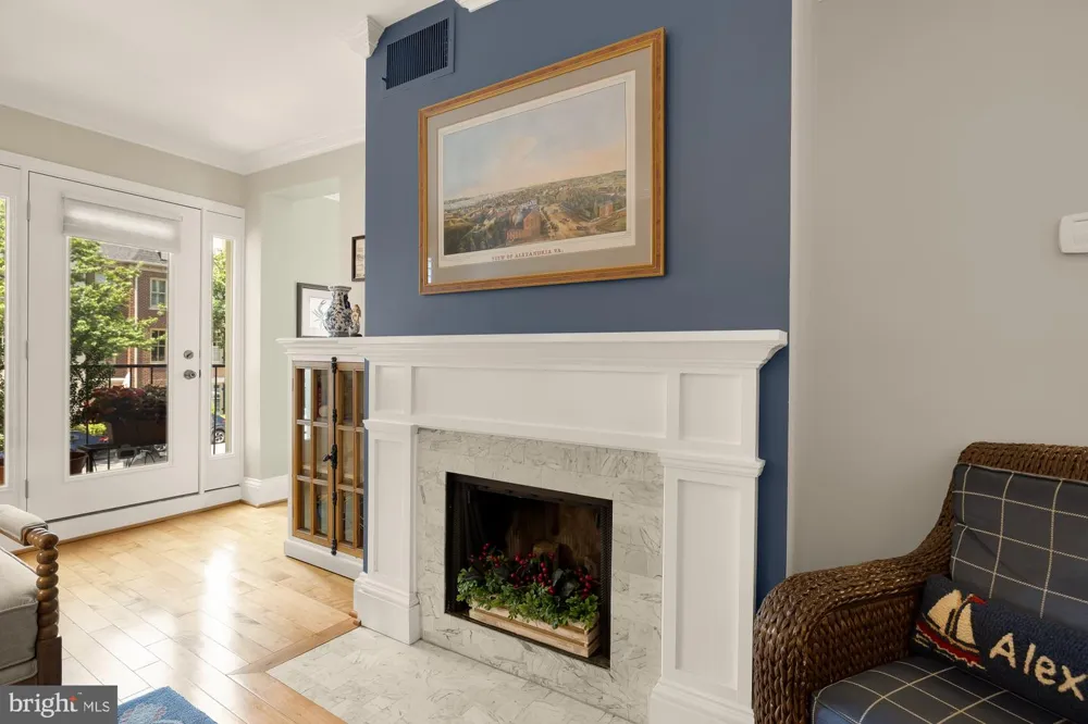 1115 PITT STREET #2B Alexandria, VA 22314