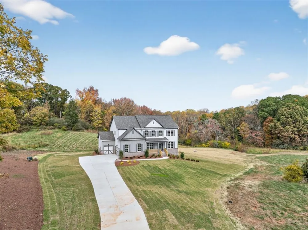 8845 jot em down Road Gainesville, GA 30506