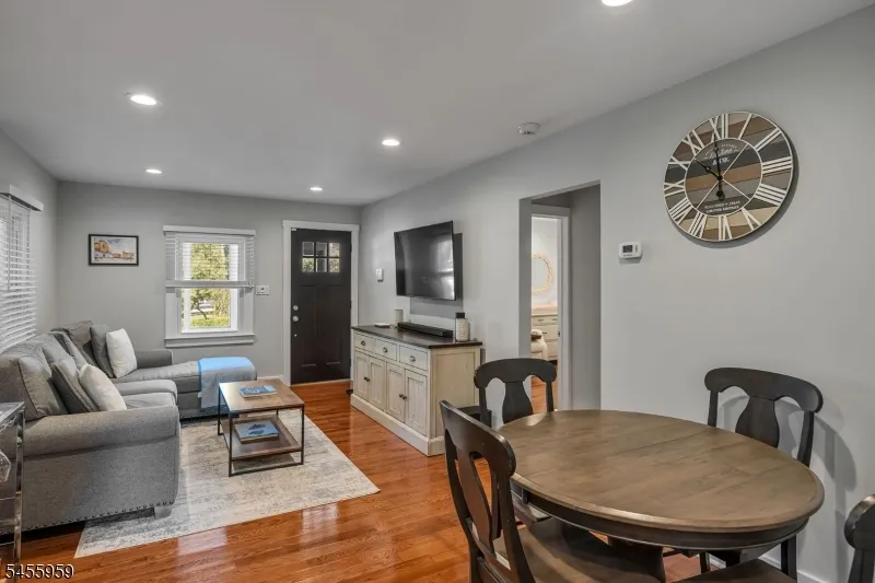 9 Delmar Ave Morris, NJ 07950