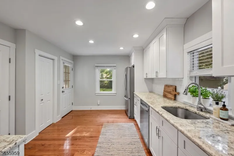 9 Delmar Ave Morris, NJ 07950