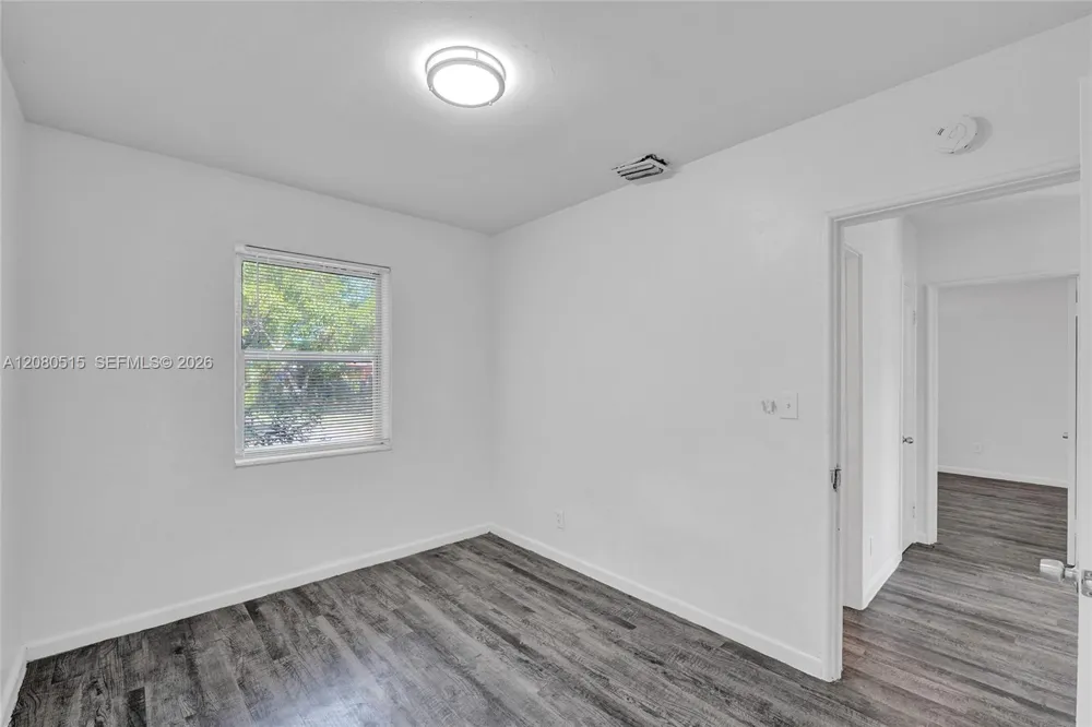 1421 NW 3rd Ave Fort Lauderdale, FL 33311