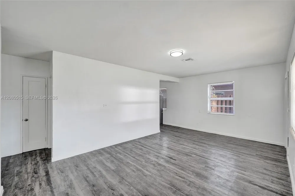 1421 NW 3rd Ave Fort Lauderdale, FL 33311