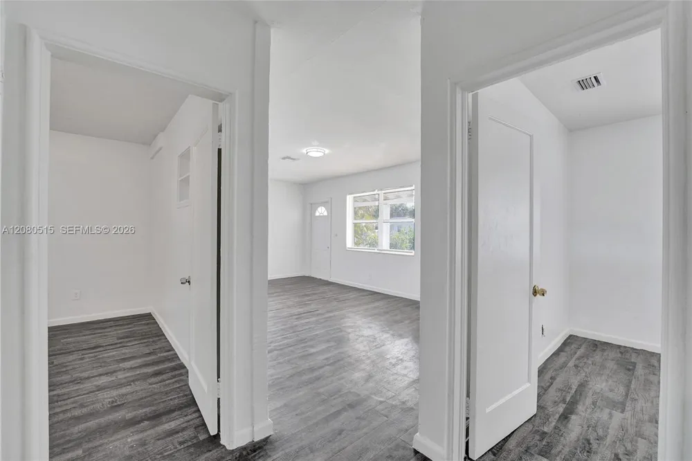 1421 NW 3rd Ave Fort Lauderdale, FL 33311