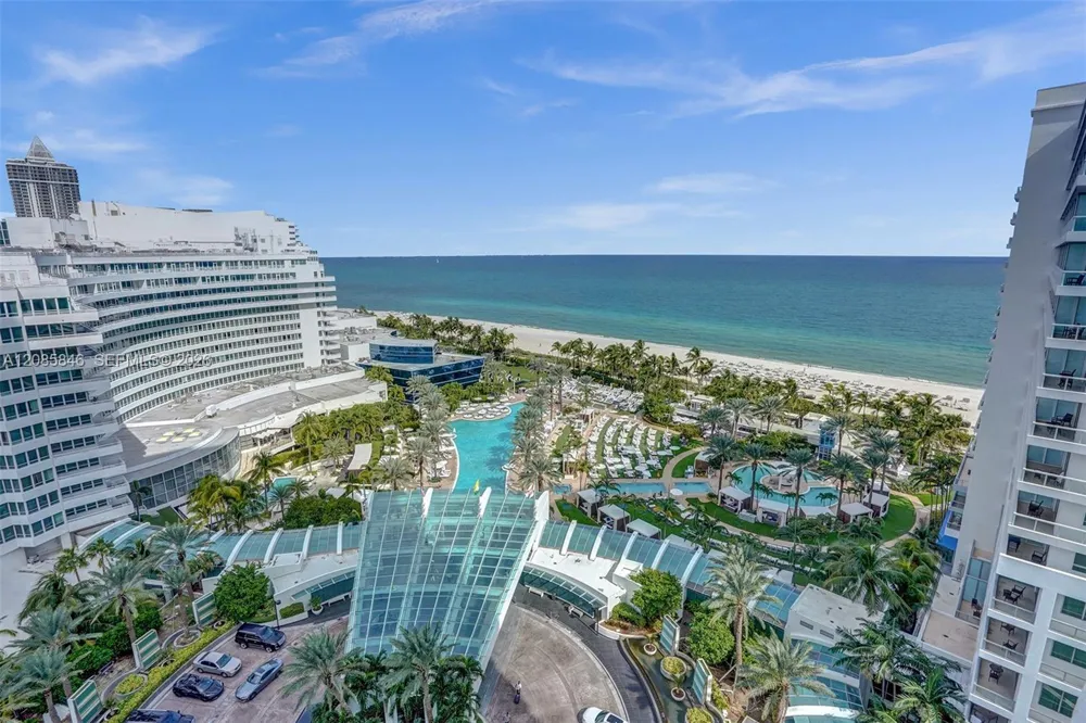 4401 Collins Ave #1503 Miami Beach, FL 33140