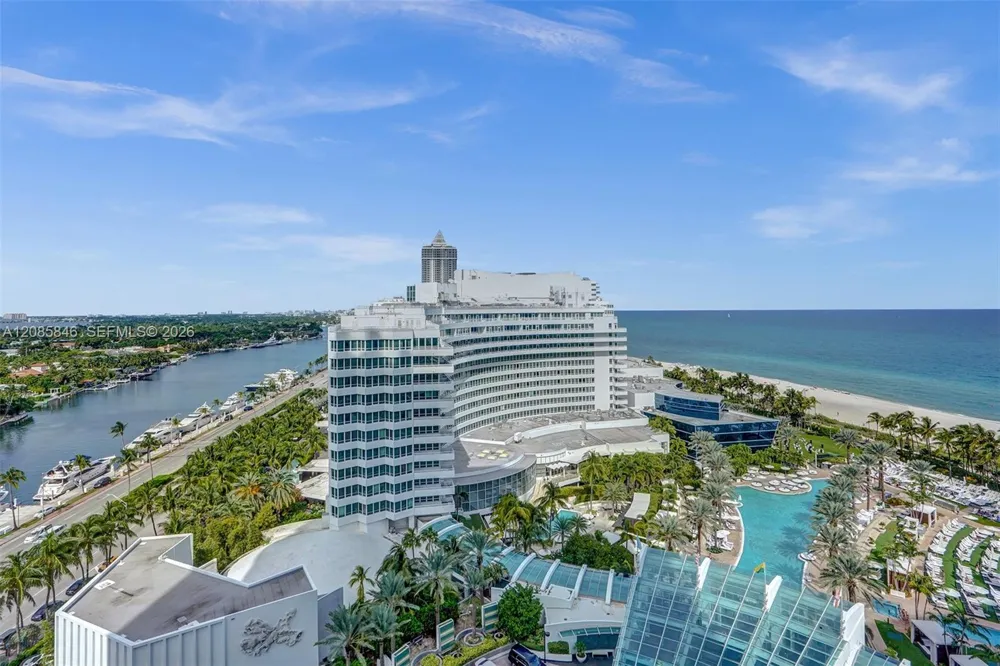 4401 Collins Ave #1503 Miami Beach, FL 33140