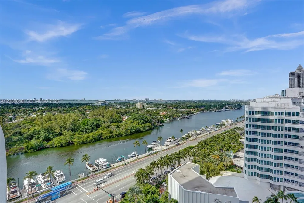 4401 Collins Ave #1503 Miami Beach, FL 33140
