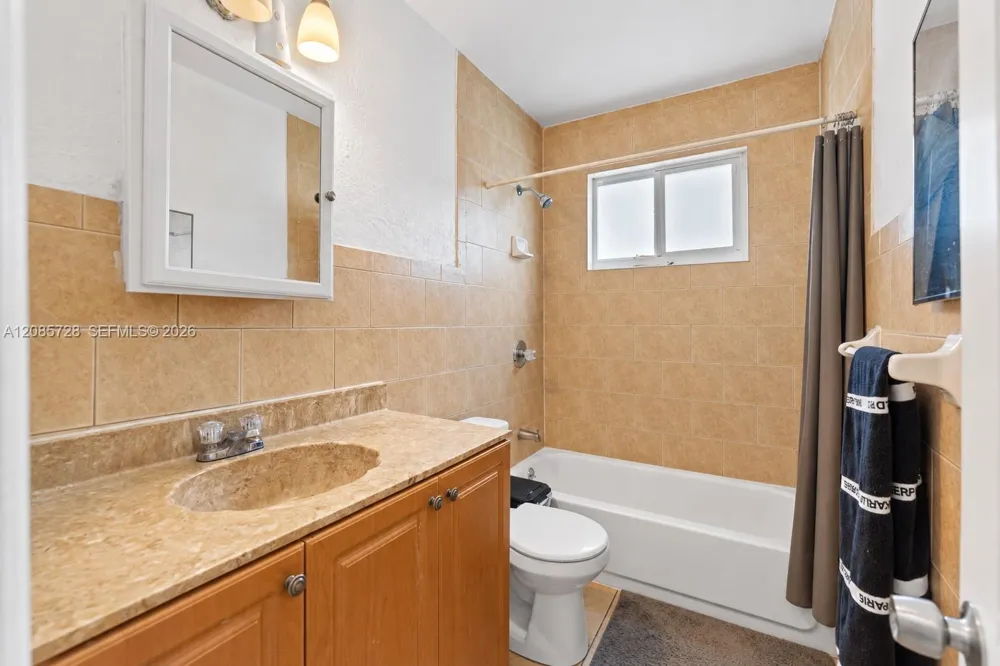 19900 SW 114th Ave Miami, FL 33157